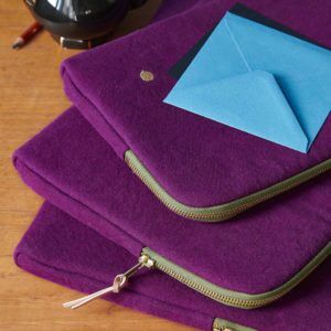 Housse ordinateur Iona Purple rain 15-16″ » Housses d'ordinateur La Vallée du blanc