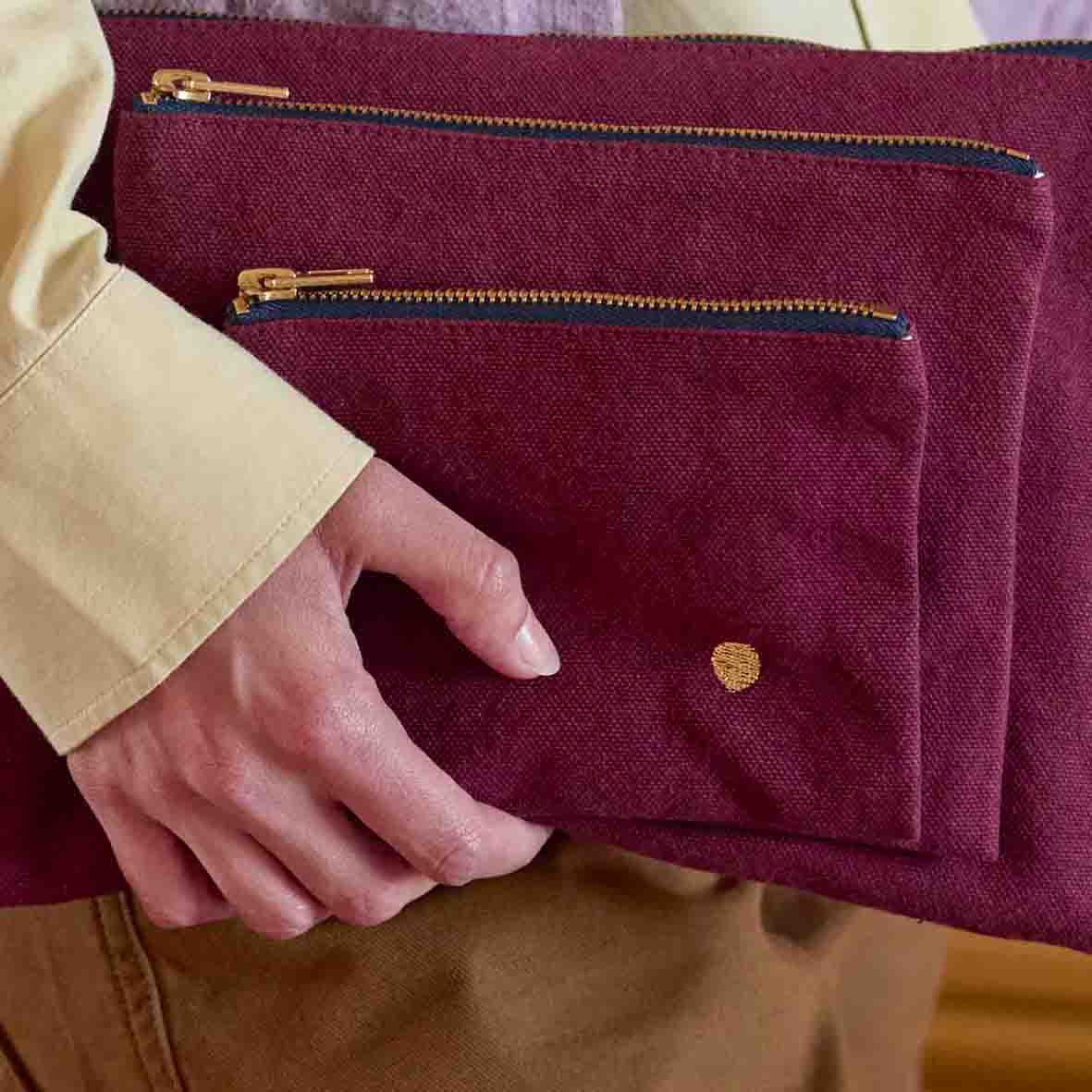 Pochette Iona Wine S 11 x 14 x 1 La Vallée du blanc Pochette Iona Wine S 11 x 14 x 1 Pochettes La Vallée du blanc